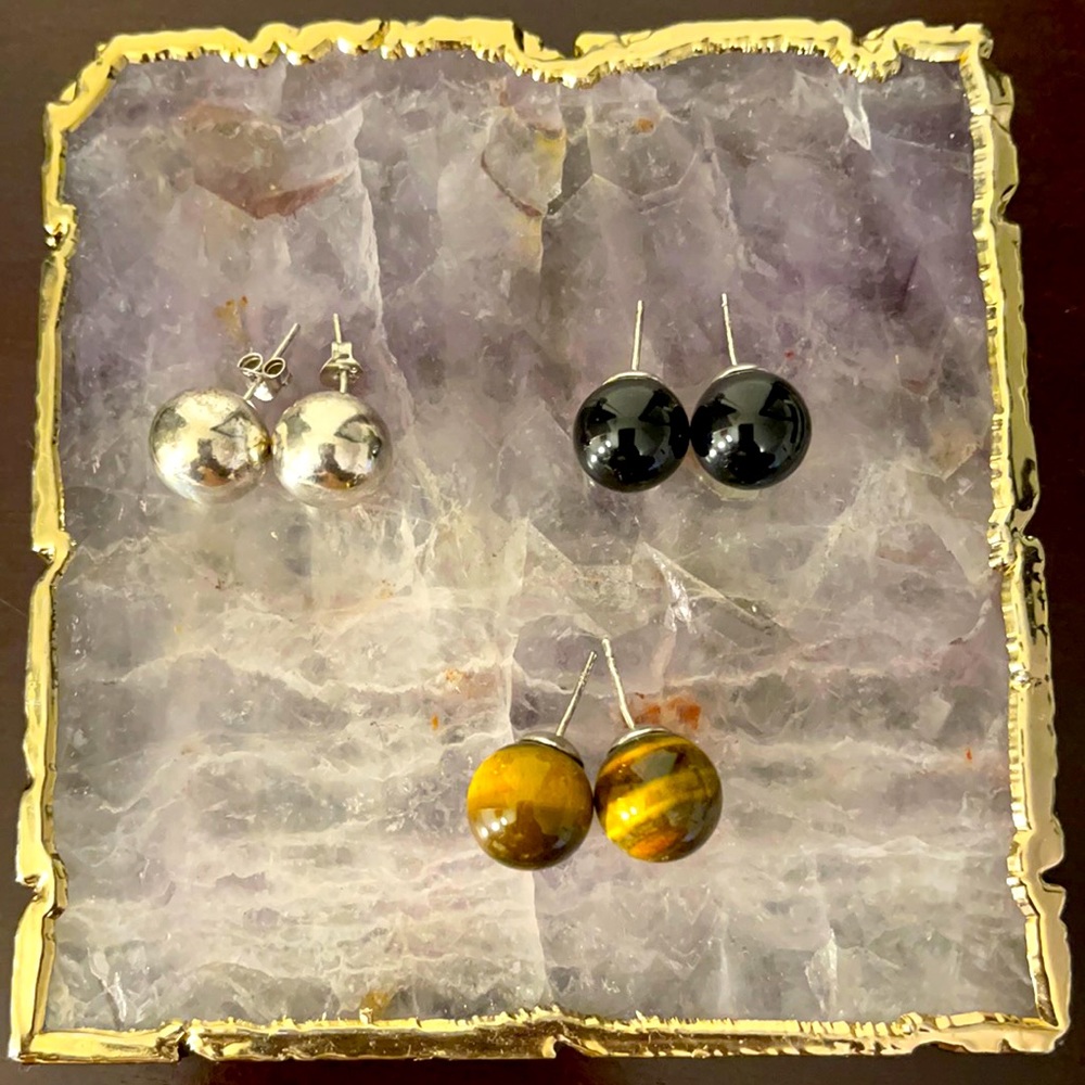 3 pairs of earrings.